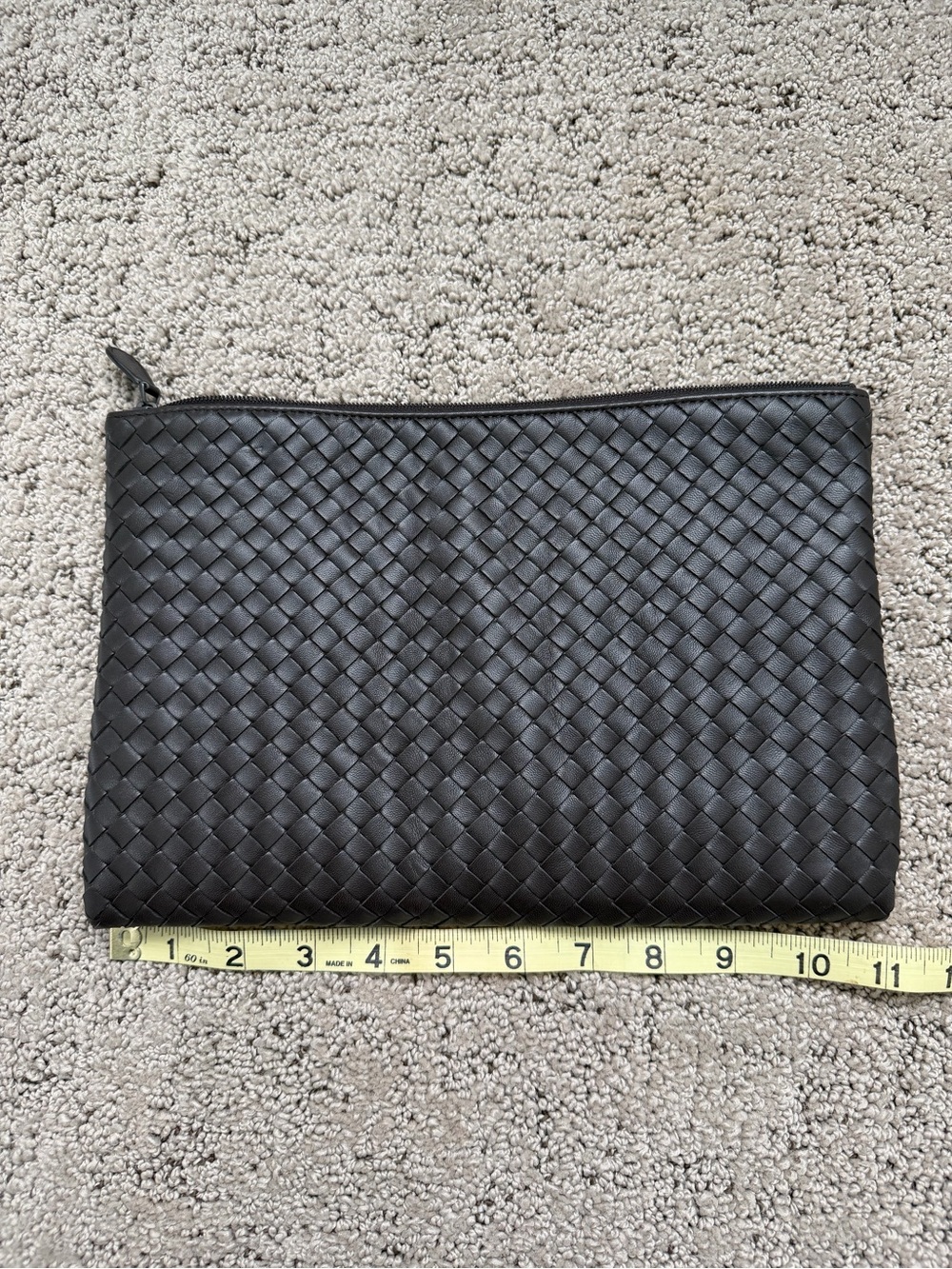 Authentic Bottega Veneta Brown Intrecciato Woven Leather Pouch Clutch